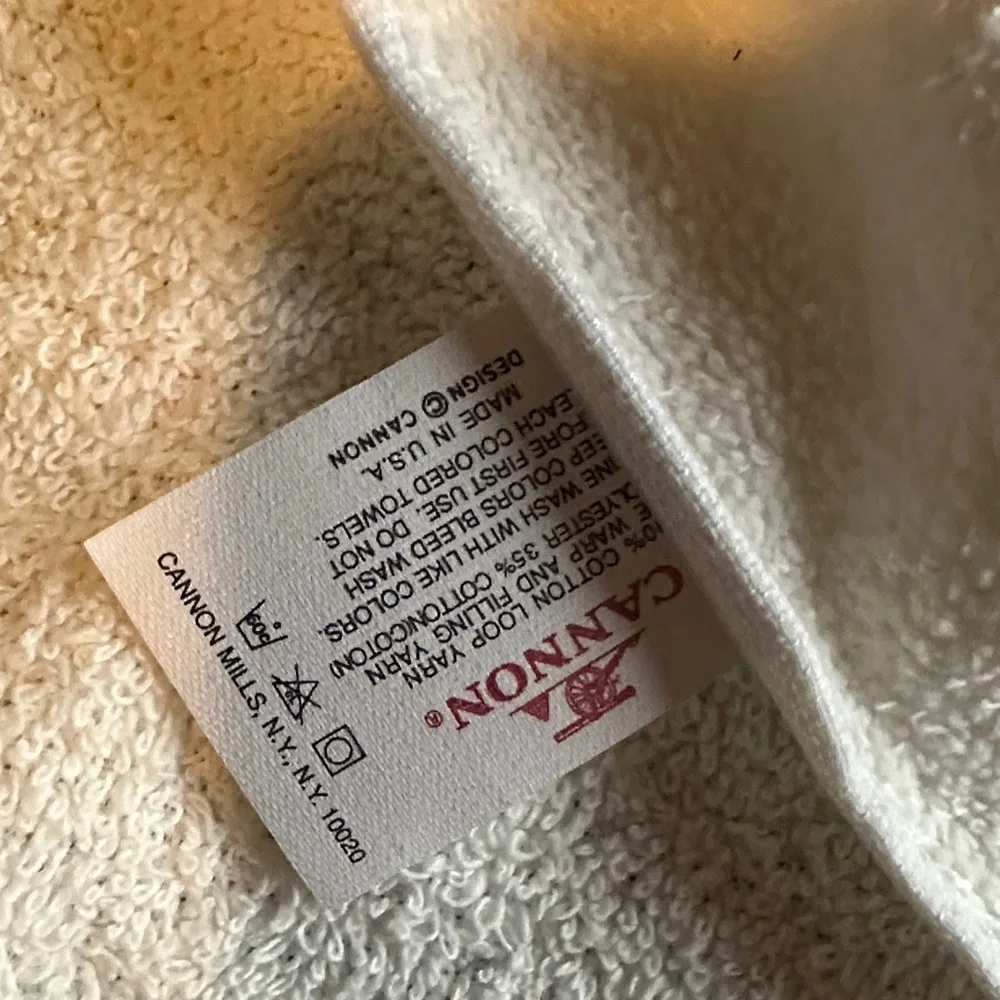 Canon Vintage Cream and Pink Decorative Towel Set